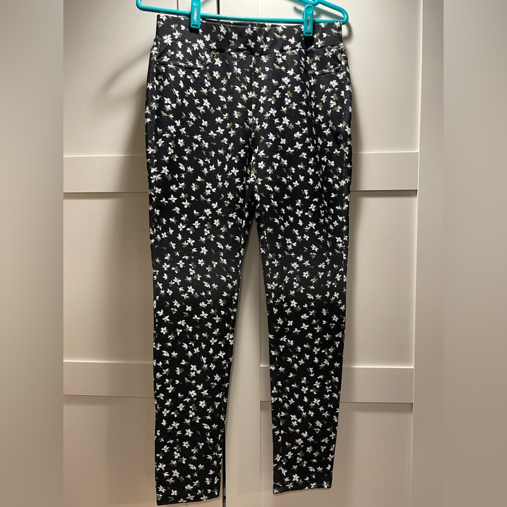 Michael Kors Black Jegging/Legging with white flowers & green leaves